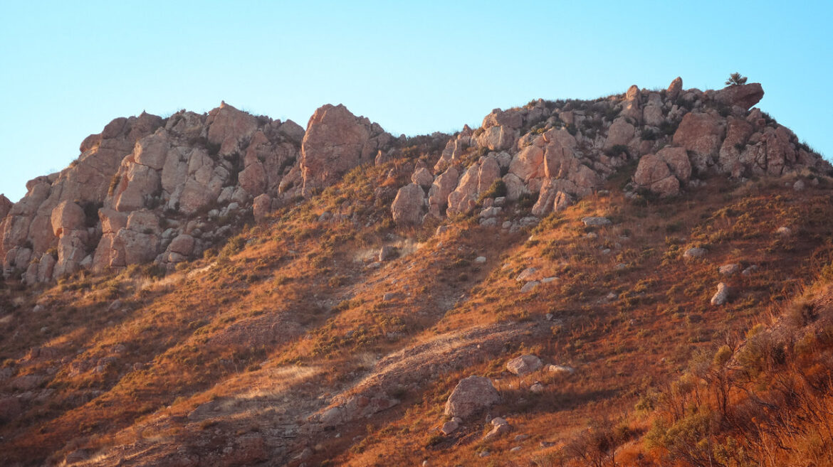 sandstone peak weather